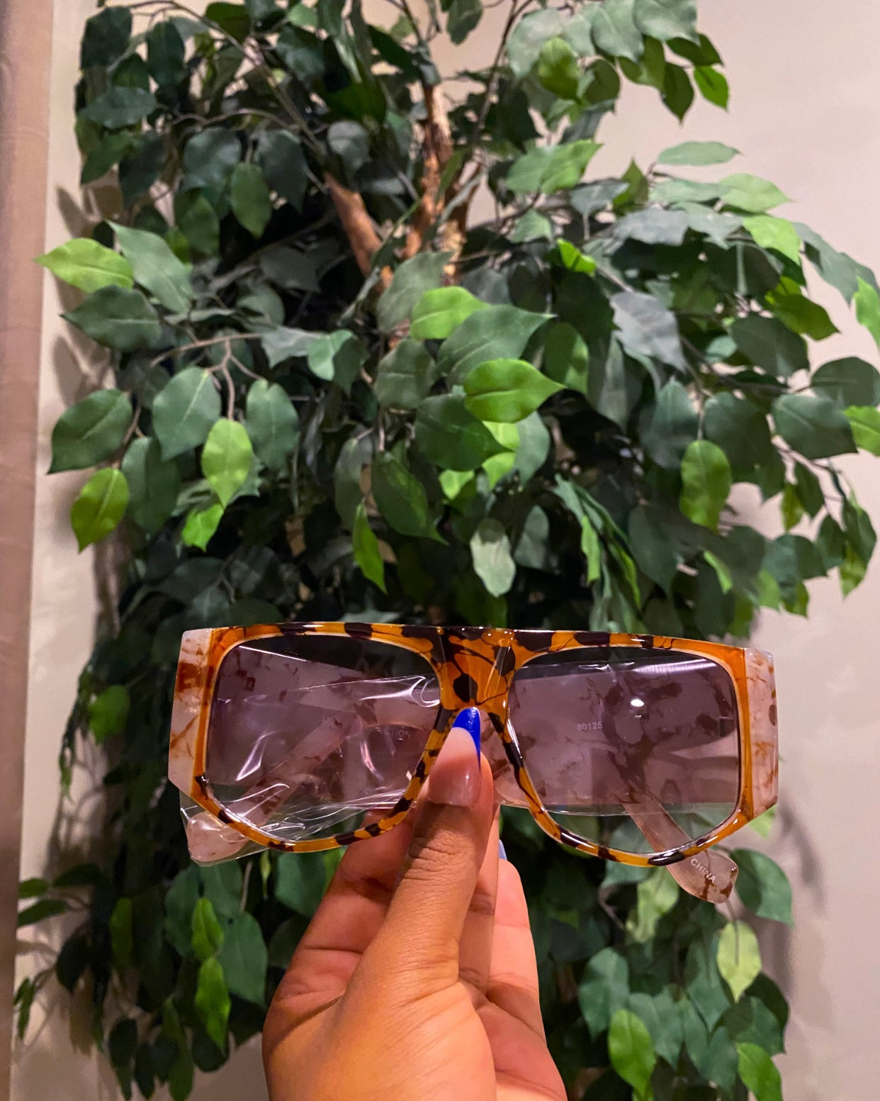 Out W/ The Girls | Shades