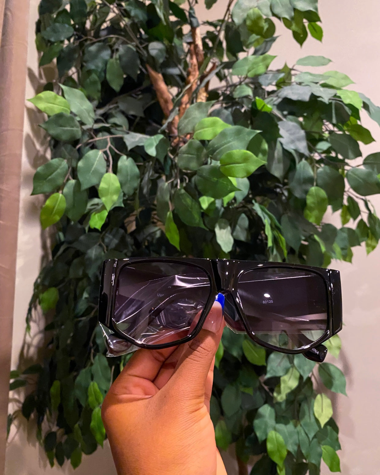 Out W/ The Girls | Shades